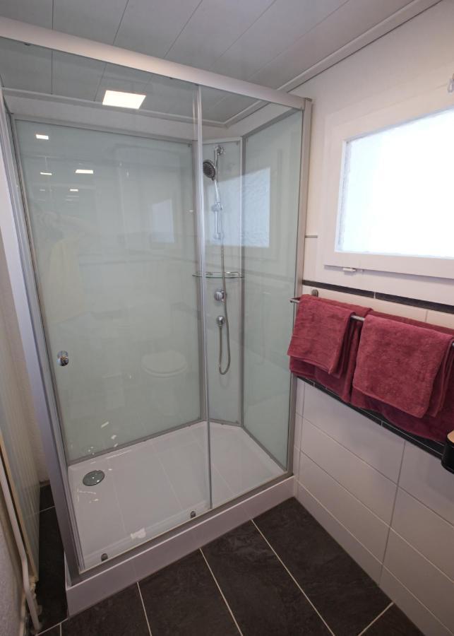 Lake Getaway Apartment With Private Entrance, Right On The Lake Constance Cycle Path, Barbecue Area, Free Wifi, Netflix And Free Bikes Salmsach Ngoại thất bức ảnh